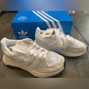 NIB Adidas Retro youth 5